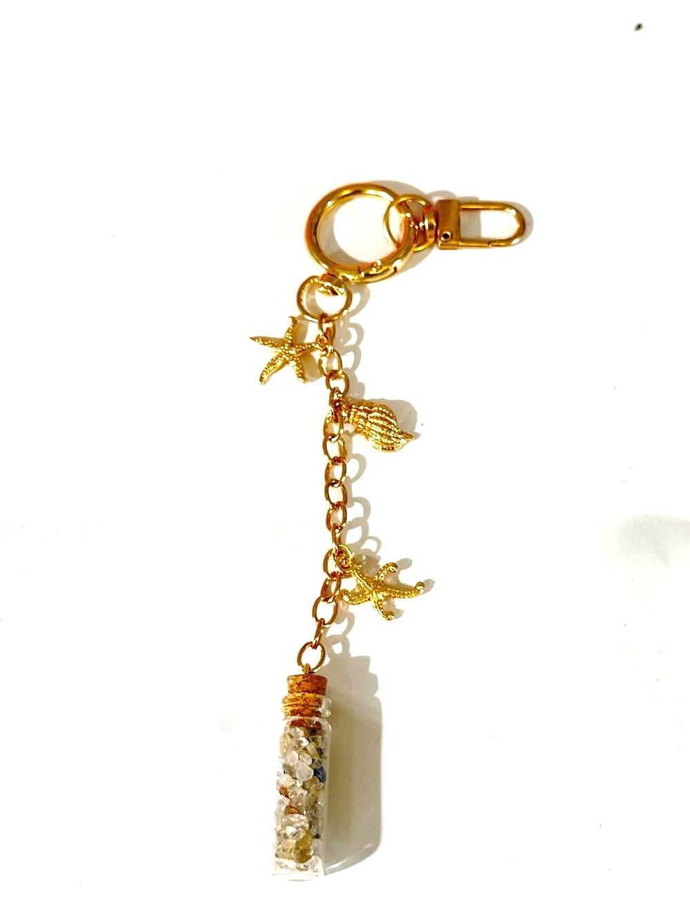NWT Handmade Gold-tone Seashell & Starfish Charm Keychain with Mini Shell Vial